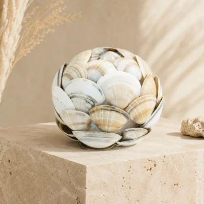 D&eacute;coration artisanale en coquillages &laquo; Corail Doux &raquo;